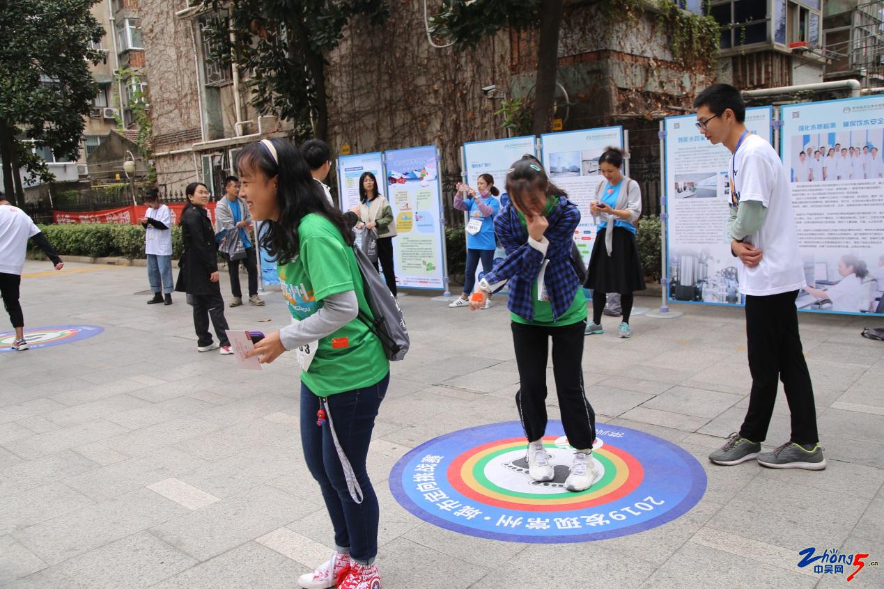 全民“跑男”感受常州水文化2019“发现常州·遇见大运”城市定向挑战赛顺利举行
