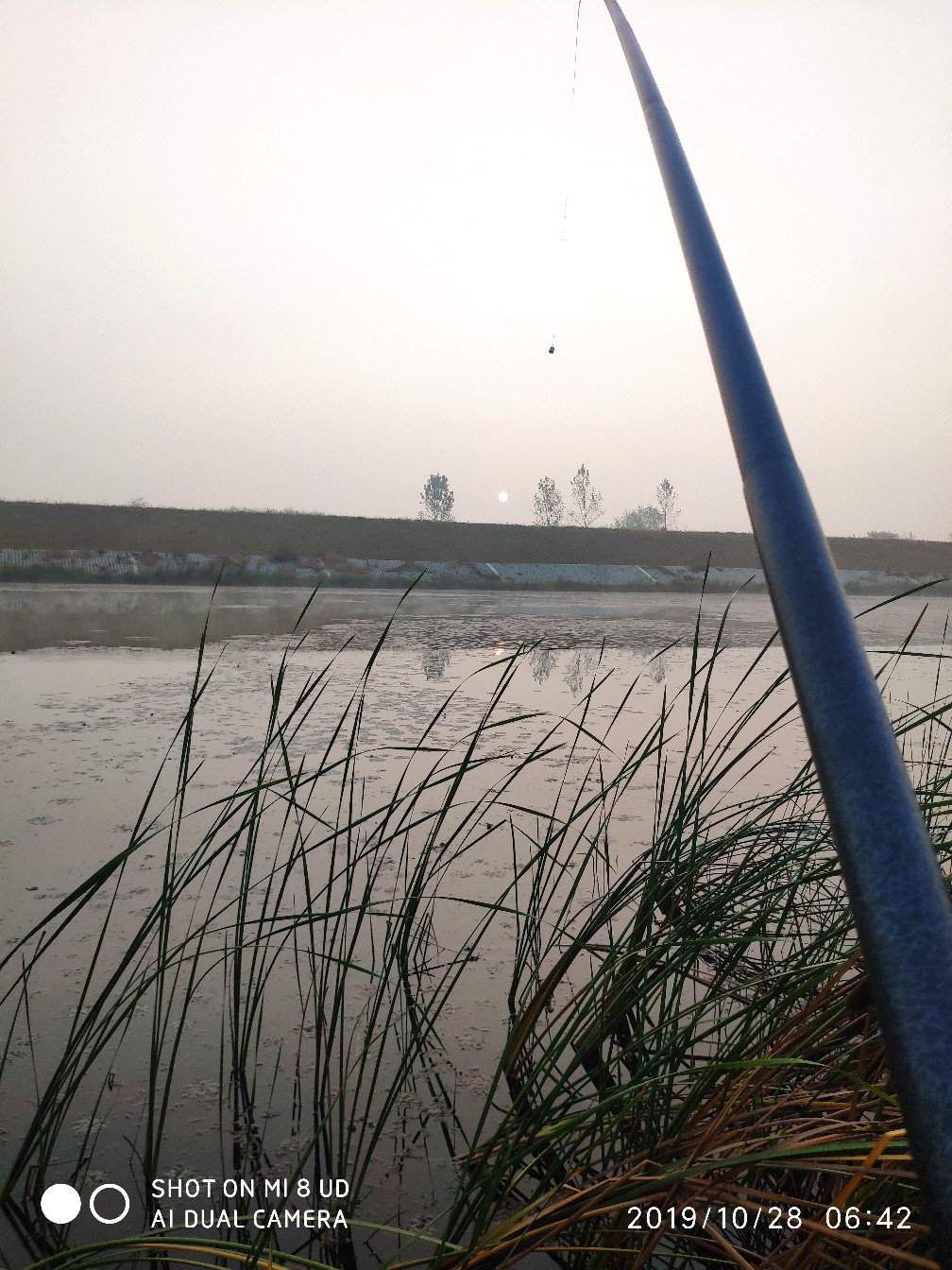 和钓友吃吃喝喝好不好,野钓与钓友
