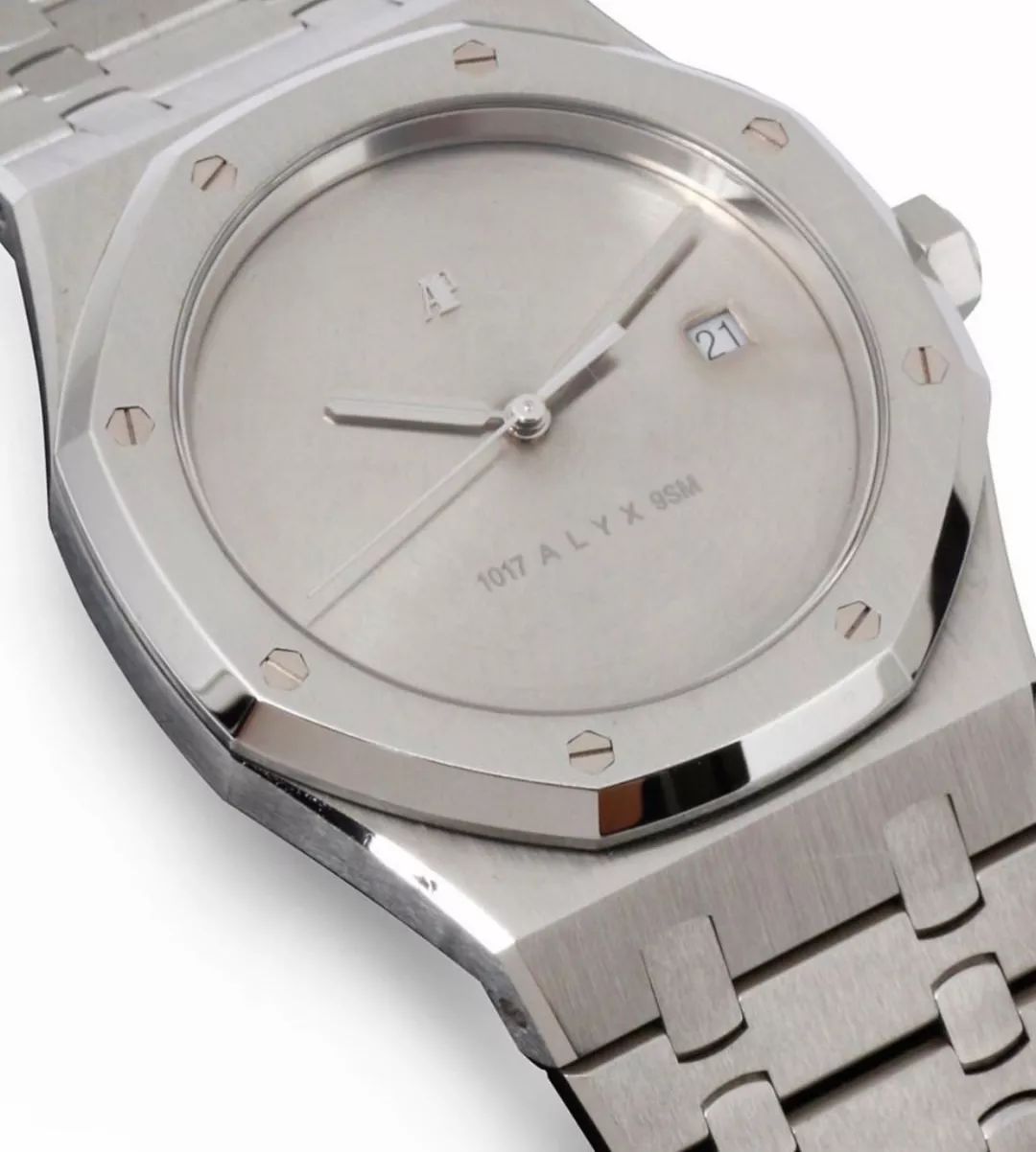 角度刁钻|年轻人第一只“皇家橡树”应该是什么样的？