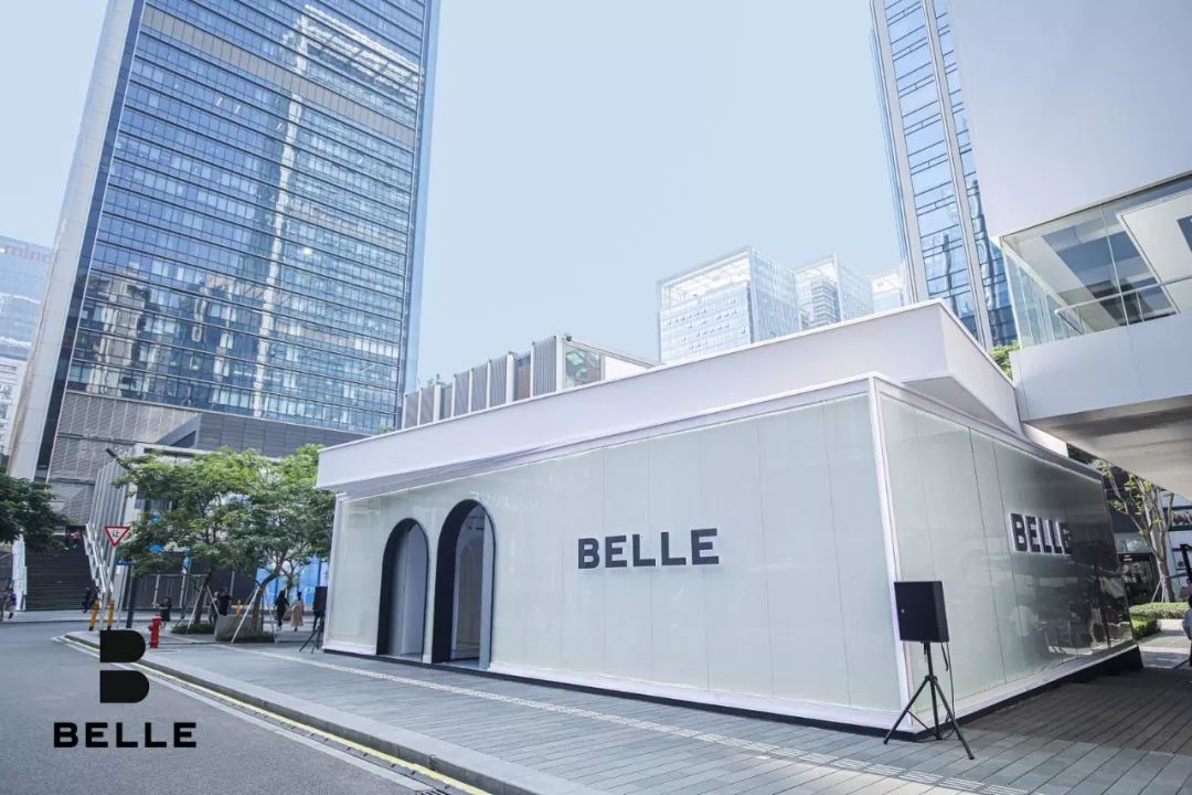 百丽bellelogo的变化,百丽belle褪色