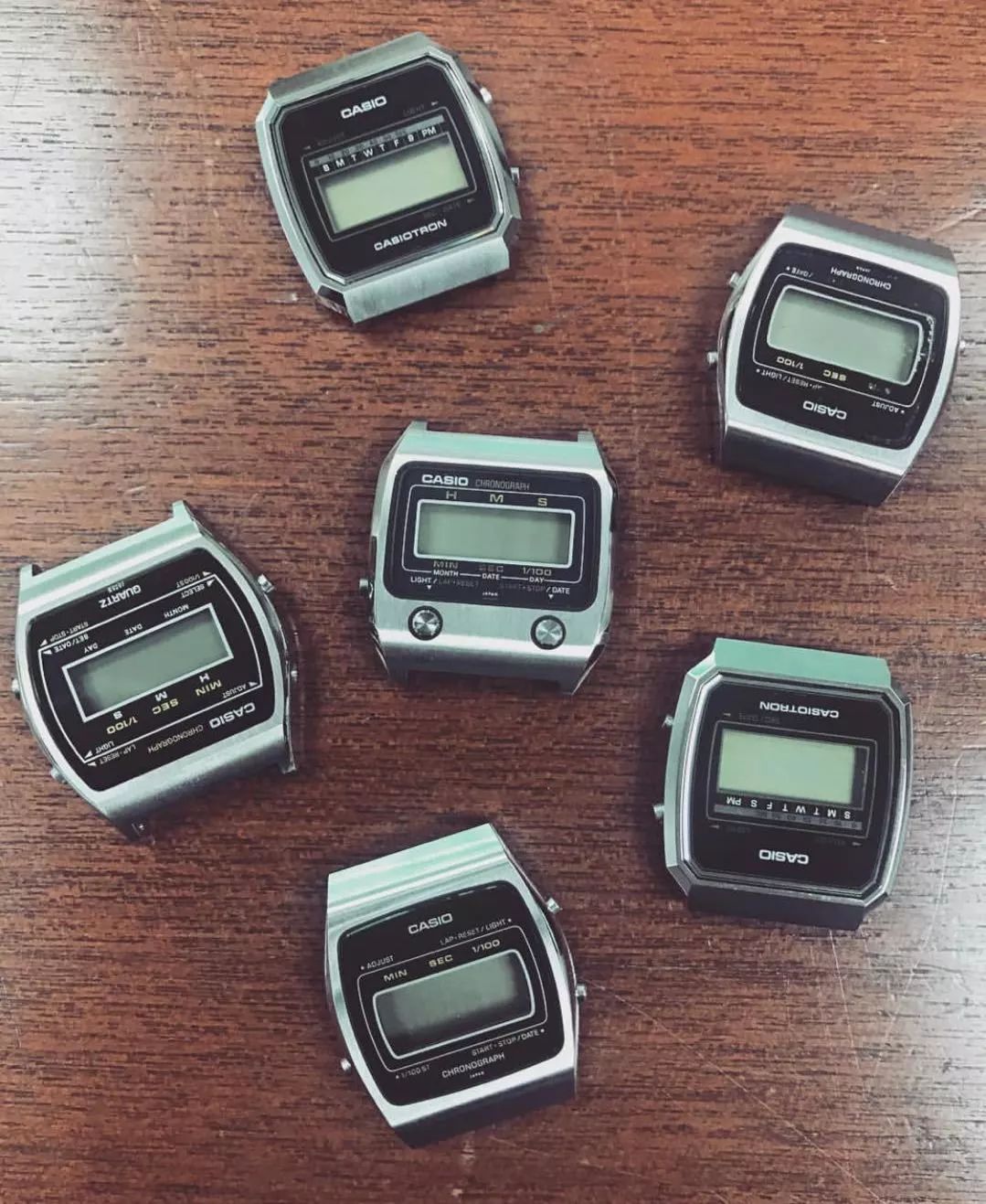 念想了十几年的“血屏”，如今要让你听个科幻故事