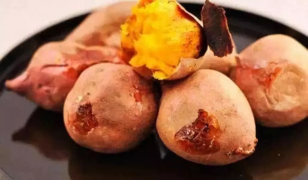 红薯不能和鸡蛋一起吃涨知识了,红薯不能和什么一起吃相克大全