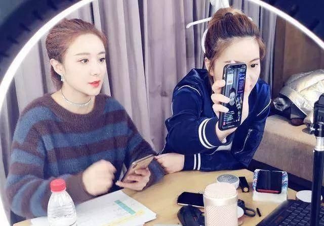 李佳琦被放鸽子,李佳琦被放鸽子后戴过百雀羚吗