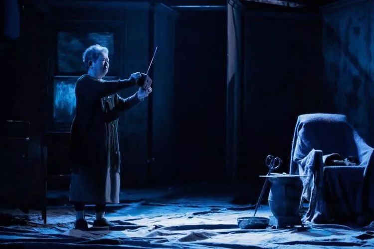 三块广告牌男配角,三块广告牌男主角