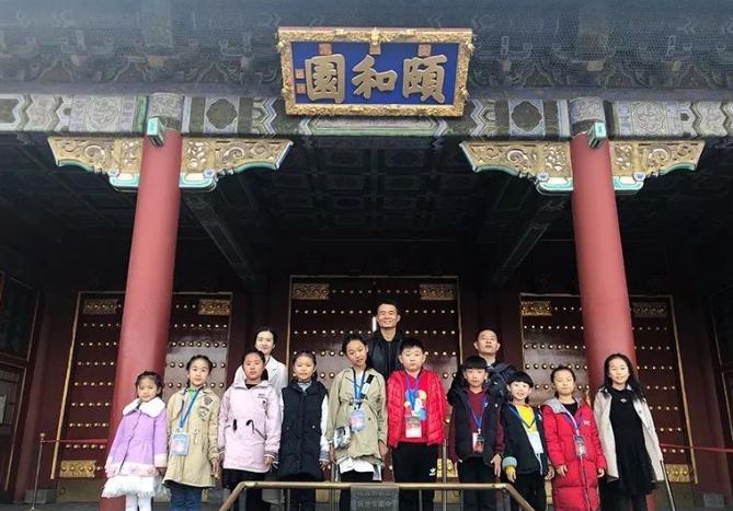 澶灏戝効閲戝浣滃搧,澶鍎跨鑺傜洰閲戝