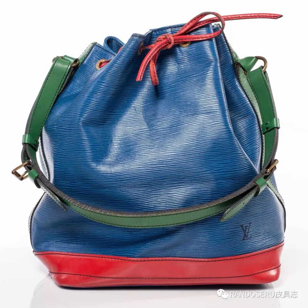 摊上个男人,这么爱奢侈品包包真是个奇葩?