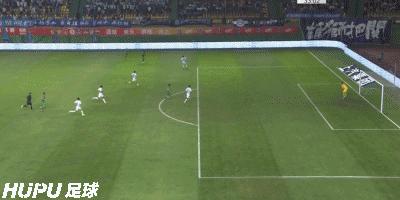 北京中赫国安巴坎布绝平恒大,2021中超巴坎布4分钟进球