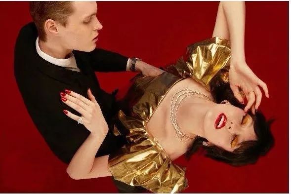 321，Party倒计时，举起你的鸡尾酒...…戒指