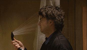 男士脸爆皮用什么保湿,男生秋冬脸上起皮用什么保湿