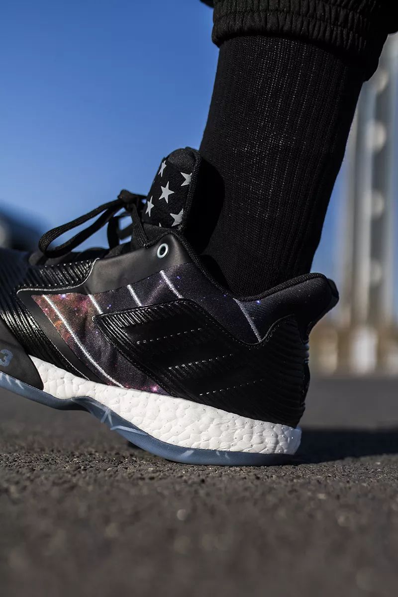 无数人心中的「顶级缓震」！传奇战靴良心升级！别怪我没提醒你