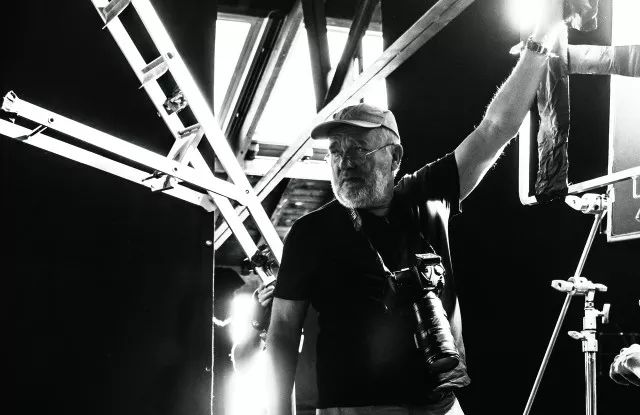 在过圣诞这件事上，明星们比你认真多了