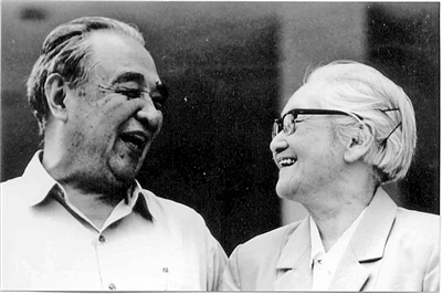 胡可的父亲简介,演员胡可父母是谁