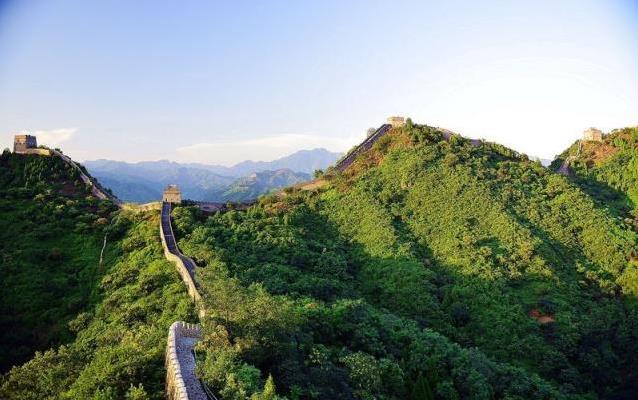别再去八达岭长城了，天津这处长城长42公里，网友：美过八达岭