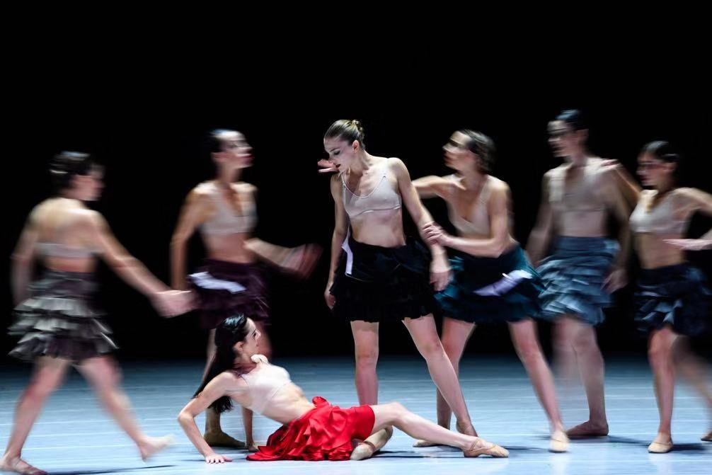 方家骏丨展现舞蹈的所有可能从打破“不可能”开始