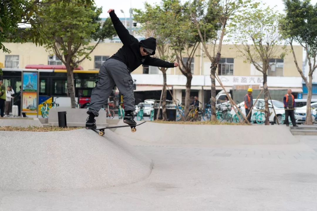 真·为滑板而生，传奇滑手SteveCaballero空降广州陪你重温与Vans经典的三十年