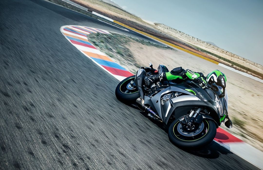 最新川崎zx10r评测,川崎zx-10r2021款摩旅