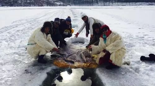冬季天路旅游攻略大全一日游,秋季游草原天路的最美线路