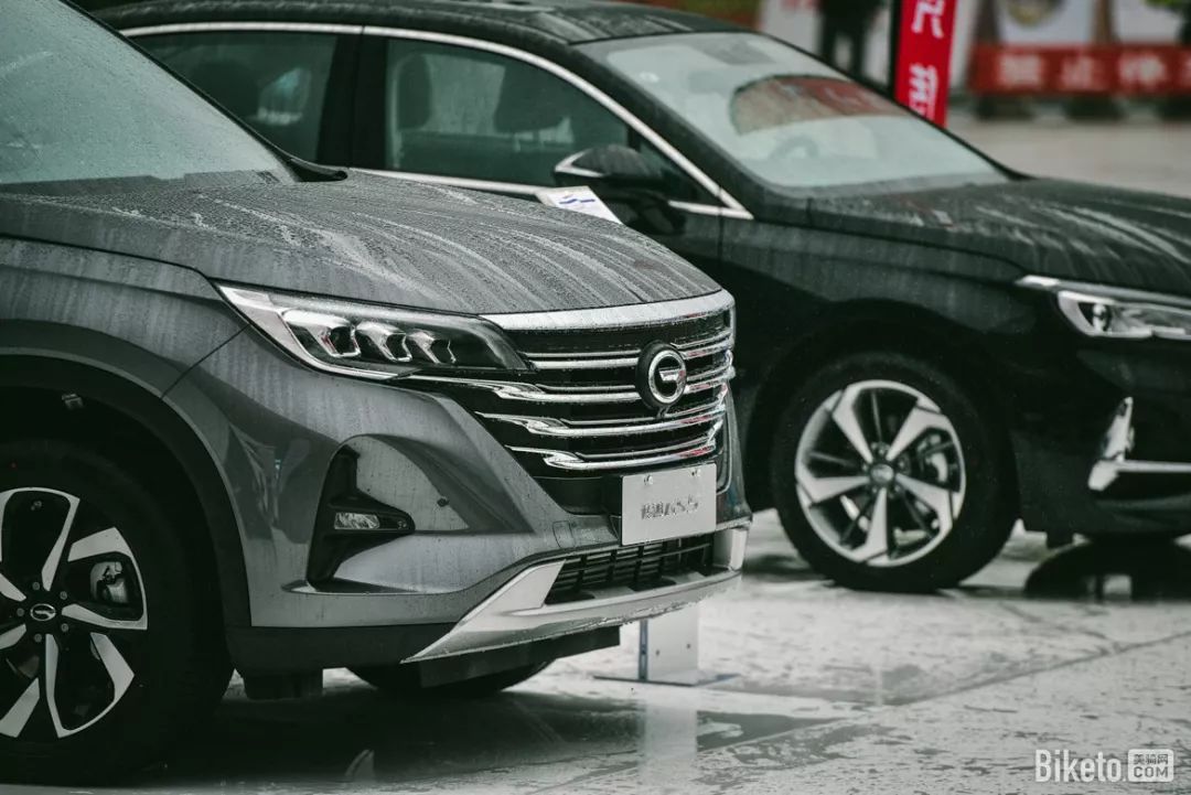 妈祖脚下冷雨战2019环大湾区自行车赛汕尾总决赛