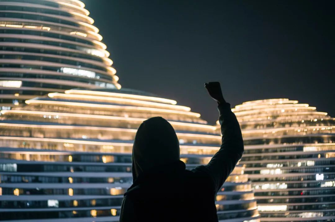 2000已是20年前,2000年已经是二十年前了