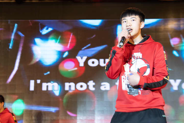 叶浅予建兰学校迎新晚会,杭州建兰中学迎新晚会