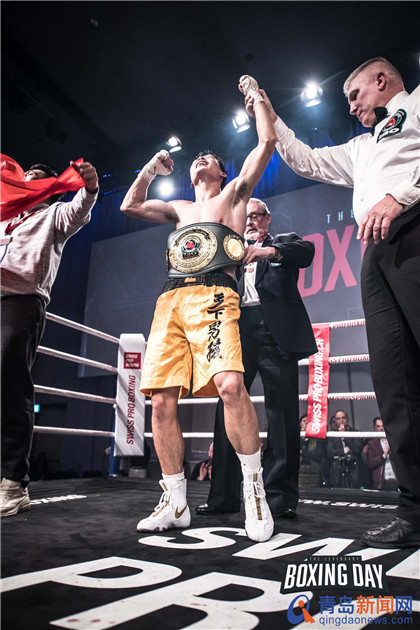 青岛拳坛传捷报20岁“乡下男孩”斩获IBO国际金腰带