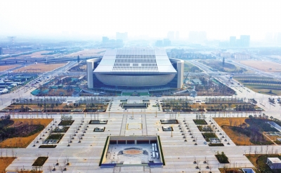 郑州博物馆新馆试开放“清高宗乾隆皇帝展”将持续至3月22日免费开放