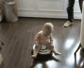 女孩肚子痛还流血,走路都不对劲了