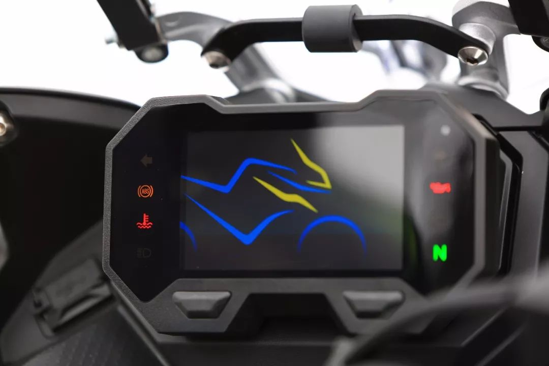 无极650gs拉力车,呆子隆鑫无极650拉力评测