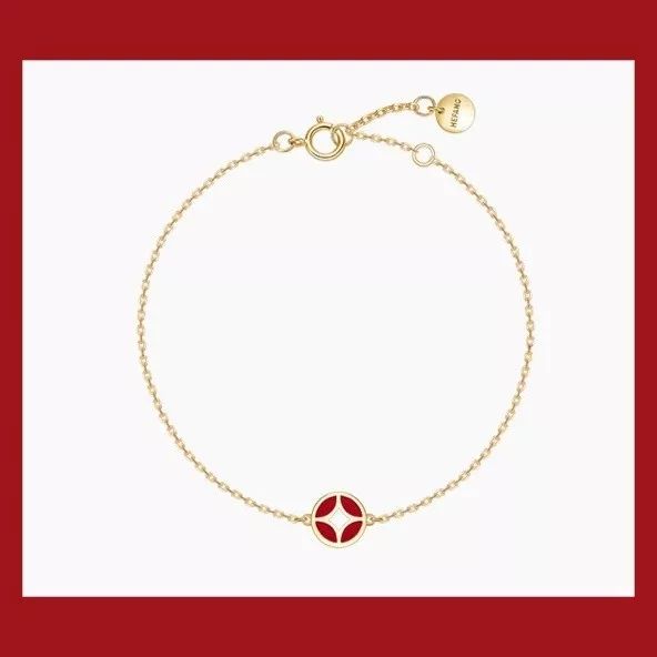 别怕过年回家人生拷问，戴这些大家只想和你合照发圈