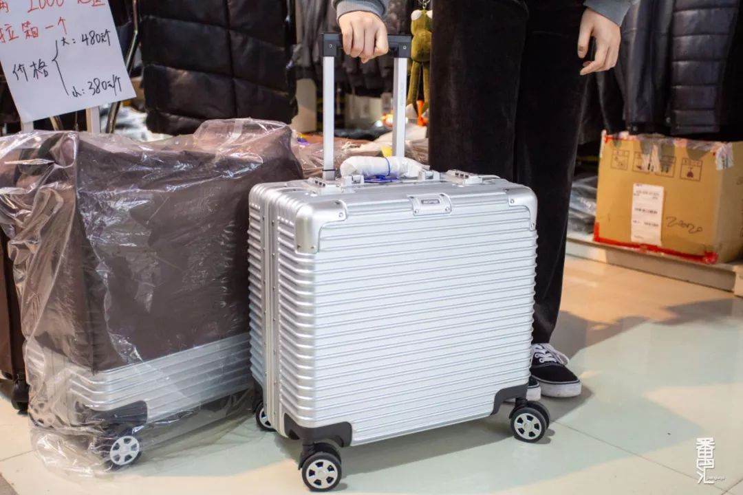 南村特卖,番禺南村服装厂清仓