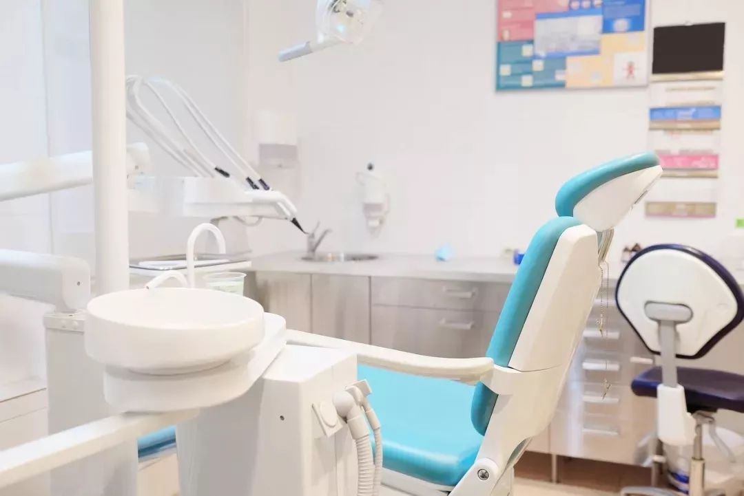 你还在整牙吗,你会花大价钱整牙吗