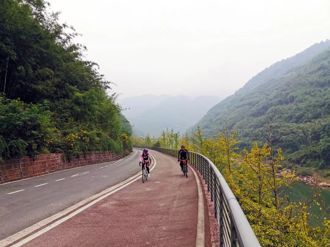 茅台到赤水骑行,赤水至茅台镇骑行栈道