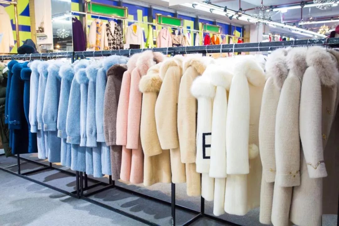 爆款羽绒服全场1元起,全场羽绒服低至199元起