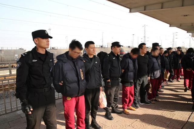 霸州公安破获一起假冒注册商标案,中山警方破获一起假冒注册商标案