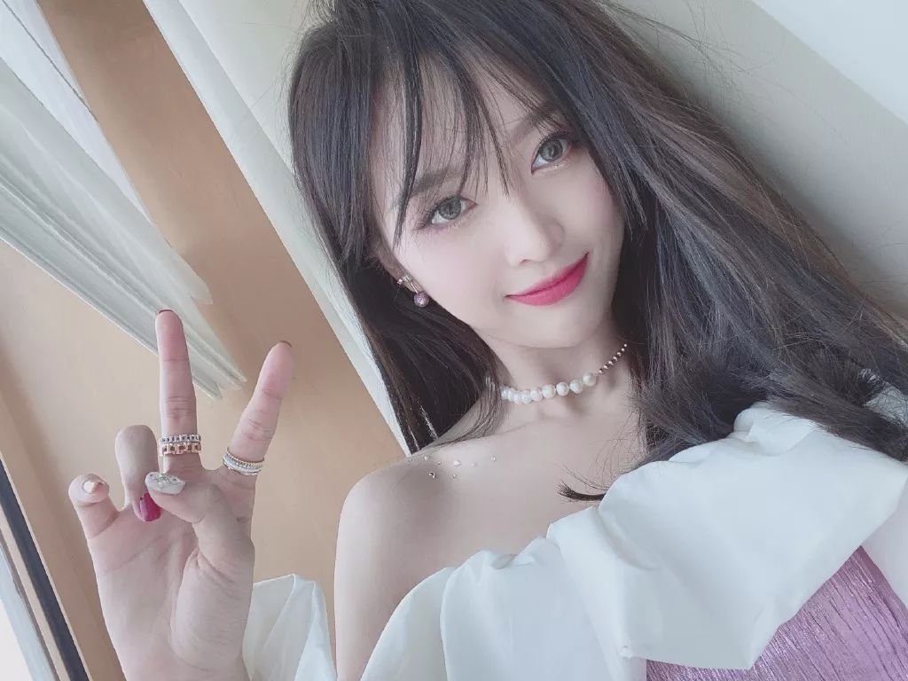 吴宣仪发型怎么剪的,吴宣仪发型图刘海