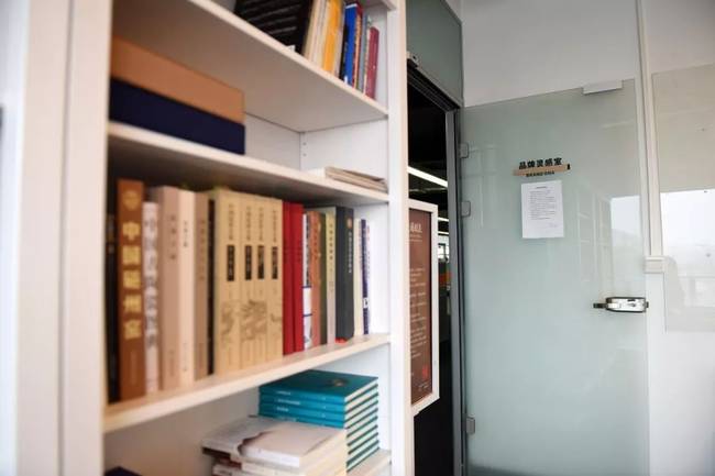 李宁品牌被救活,李宁救了李宁