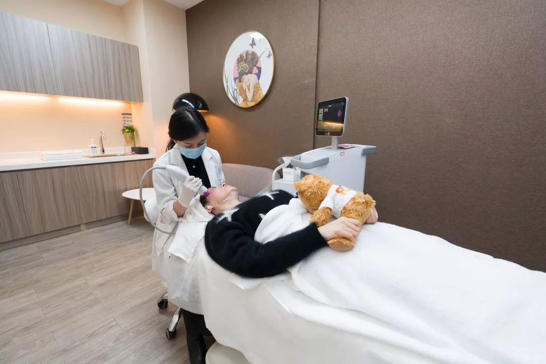 抗老三部曲紧致少女肌,抗老做好这五步hold住童颜少女肌