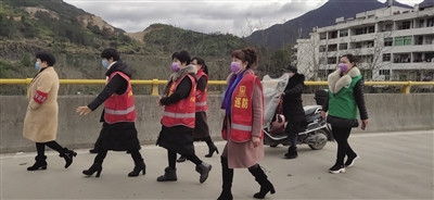 一承诺两告知坚决打赢防控阻击战,万众一心坚决打赢疫情阻击战