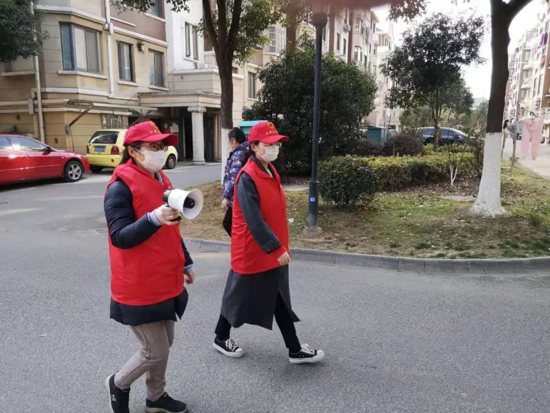 联防联控众志成城筑牢抗疫防线 (众志成城战疫情联防联控保平安)