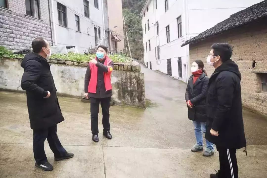 众志成城筑牢疫情防控网,织密疫情防控网用心守护这座城