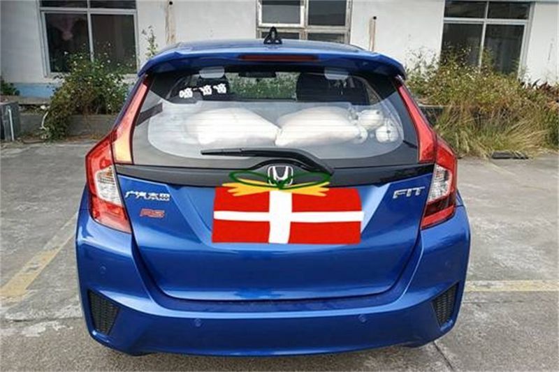 蓝色飞度带天窗,蓝色飞度