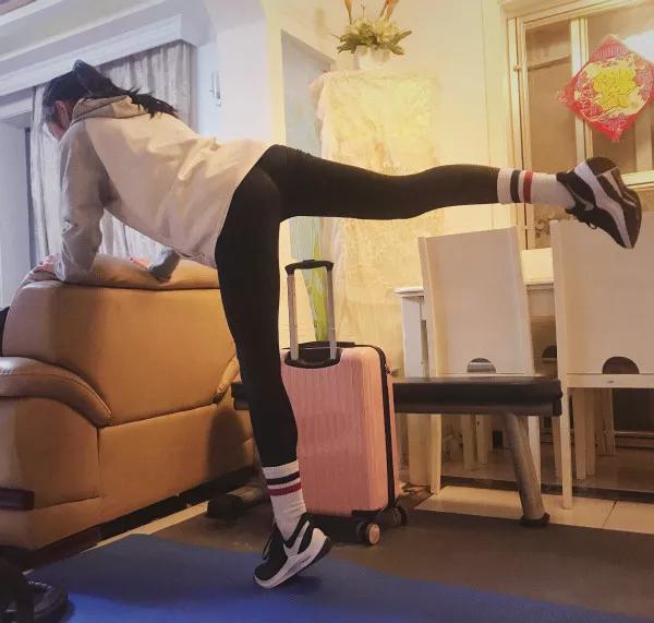 宅家的日子是什么样子的,宅出新花样宅家的正确打开方式