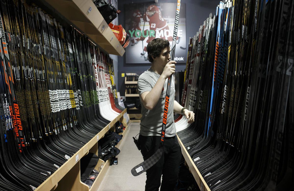 NHL75%球杆来自中国工厂，受疫情影响严重短缺