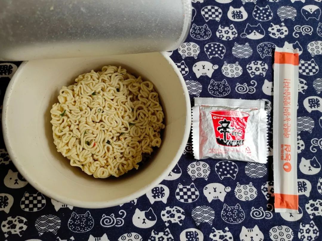 农心韩式炸酱面方便面测评,全球十大好吃泡面拌面测评