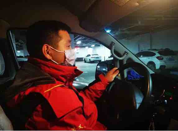 一批批青年志愿者走上战疫一线,致敬战疫这就是山东