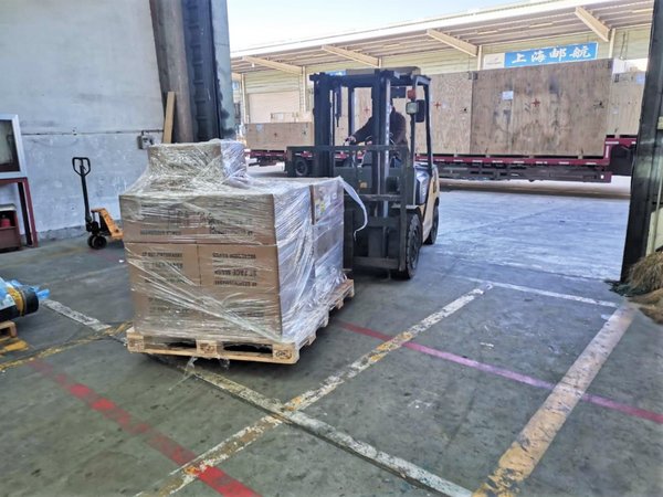 跨国企业在中国|沃尔玛在武汉推行社区到家；强生再捐产品抗疫；帮宝适捐赠纸尿裤驰援一线医护家庭