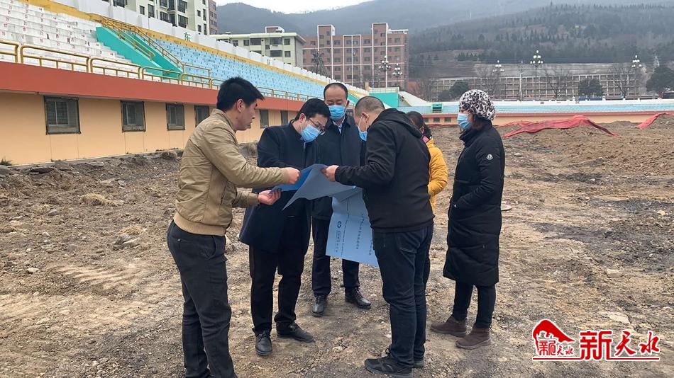 天水：南山体育场“美妆美体”正当时