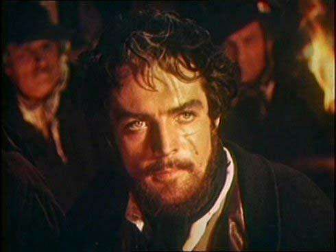 俊美少年离开13年，初恋已是寡妇，影响中国三代人的外国小说，爱情中的隔阂和复仇被刻画得淋漓尽致