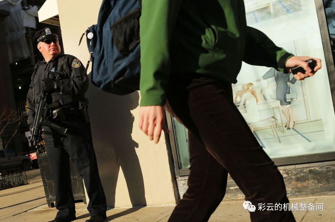 ump所有冲锋枪,ump枪的缺陷