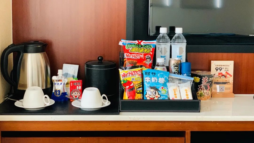 旺旺开的医院视频,旺旺真的开了家医院吗